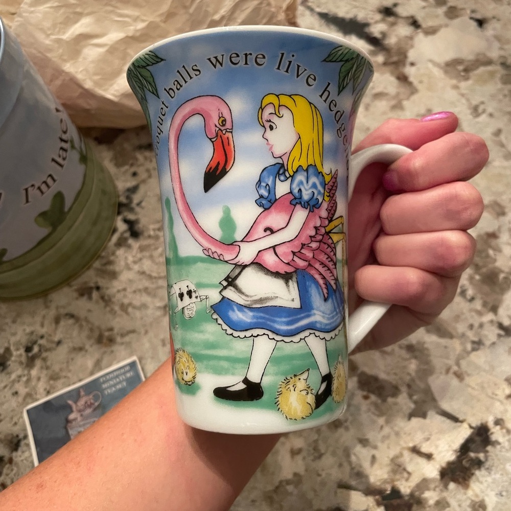 Alice cup
